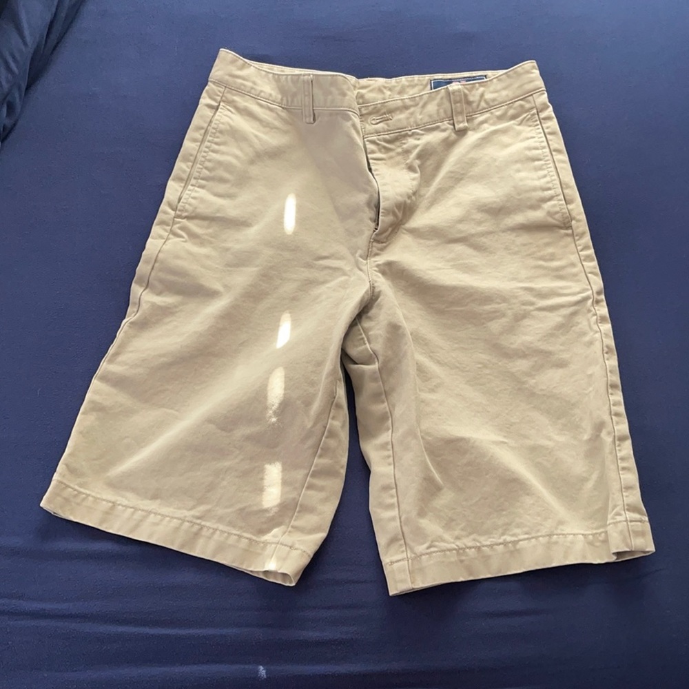 VV shorts